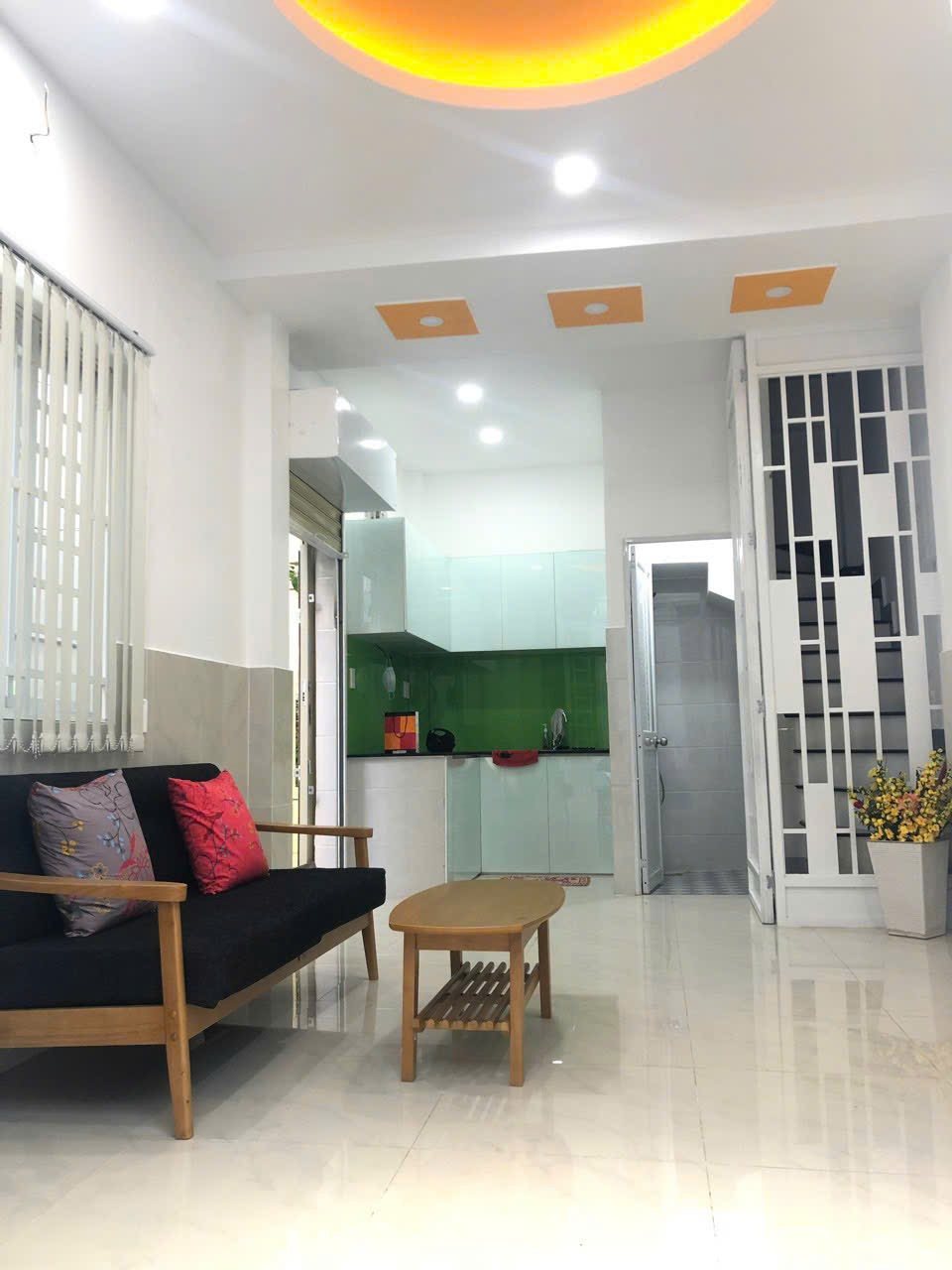 Đường Nguyễn Thượng Hiền