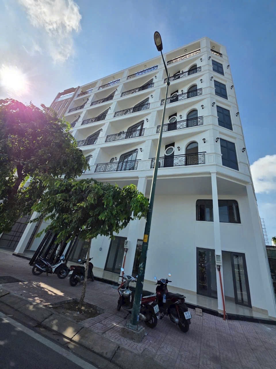 Đường Phạm Văn Đồng