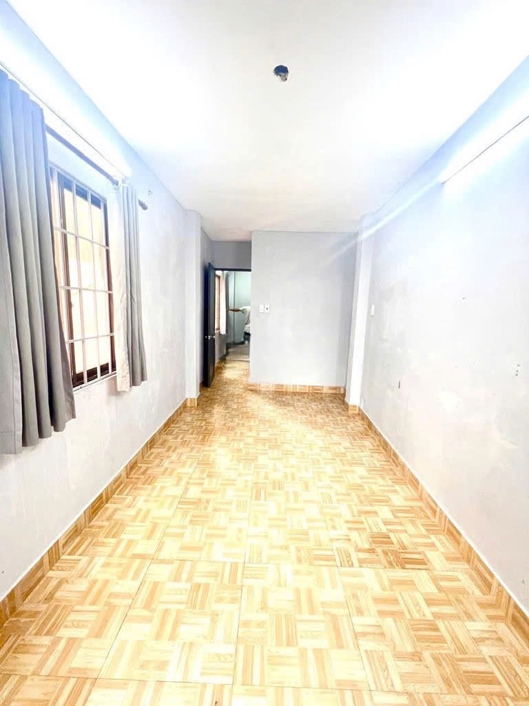 Đường Huỳnh Văn Bánh